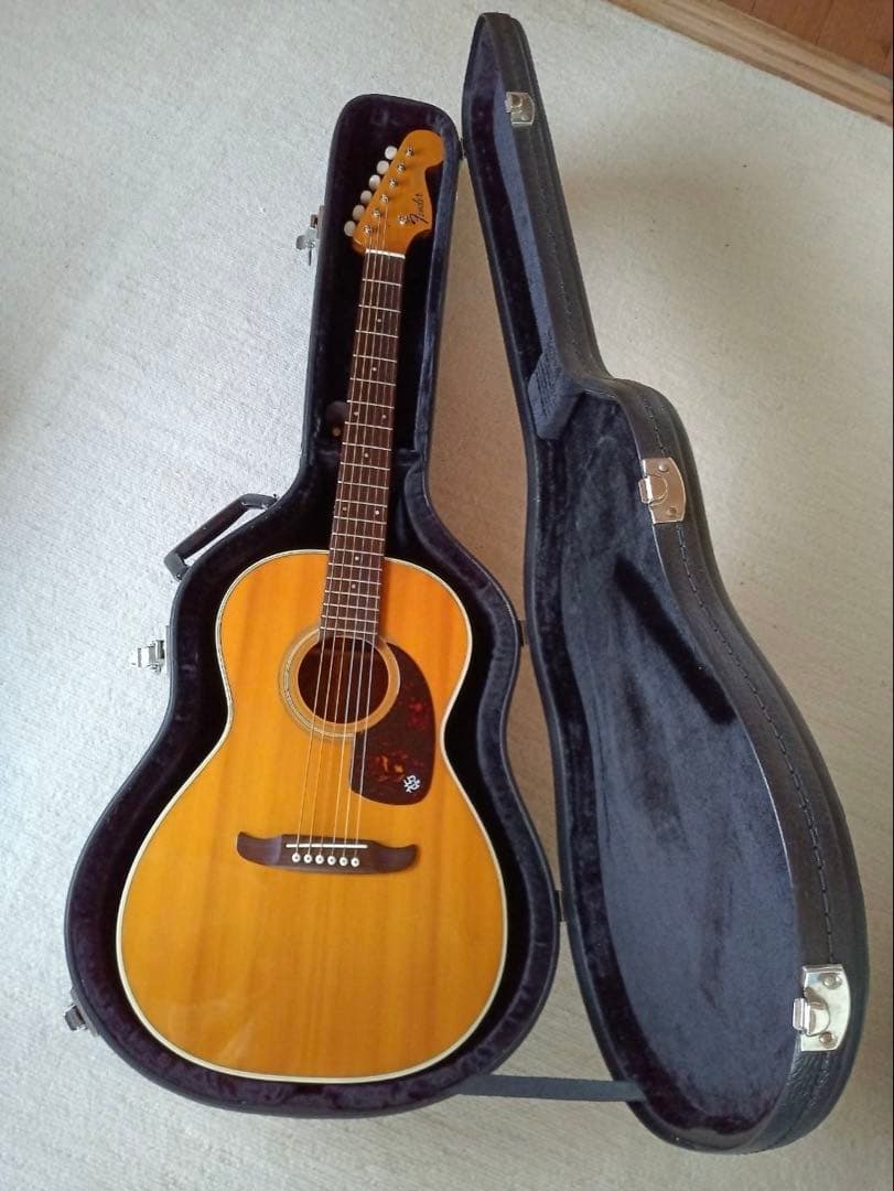 Fender Catalina 花子アコースティックギター(ハードケース付き) Fender 【Catalina / マイク内蔵アコースティック / ハードケース付属