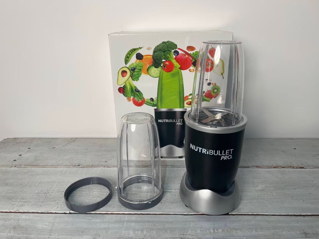 セレブ愛用パワフルミキサー NUTRIBULLET PROニュートリブレットプロ nutribullet PRO Single Serve Blender (900W) Matte Linen - Walmart.com
