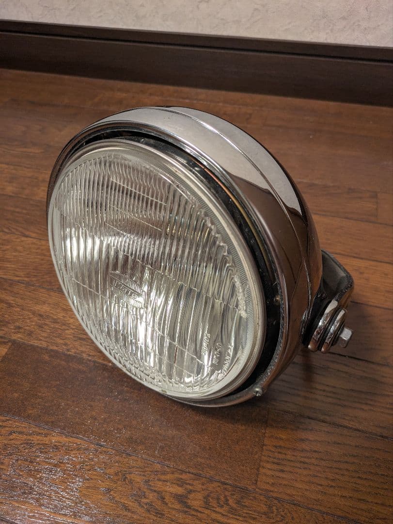 【美品】SR400 純正ヘッドライト品薄希少品 Yahoo!オークション -「sr400 純正ヘッドライト」の落札相場・落札価格