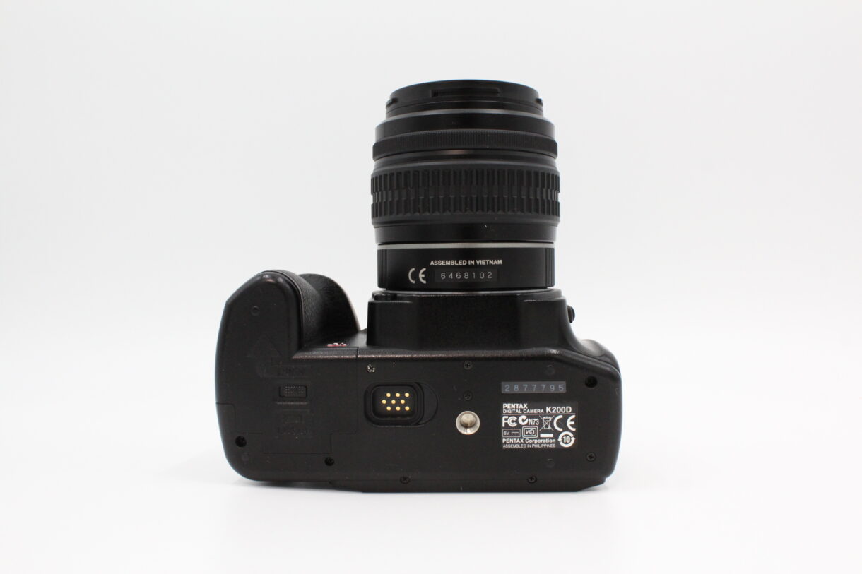 良品】PENTAX ペンタックス デジタル一眼レフカメラ K200D ボディ